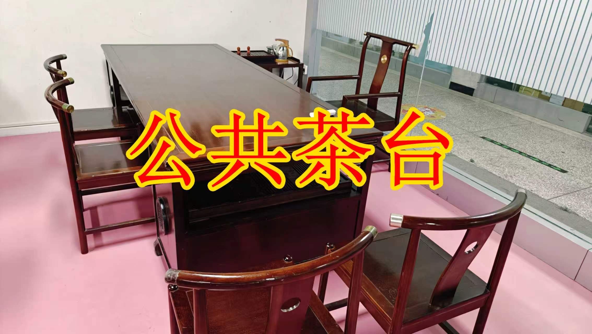 涧东路面积灵活：小面积办公室至大面积办公、经营空间均可选择； 部分房源可注册公司，满足企业办公需求； 商铺临街，具备上下水、用电等经营条件； 适合副食品、茶叶、酒水、百货、电商、培训、办公等多种行业。